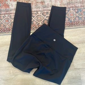 Lululemon- Wunder Train leggings. Black. Size 6
